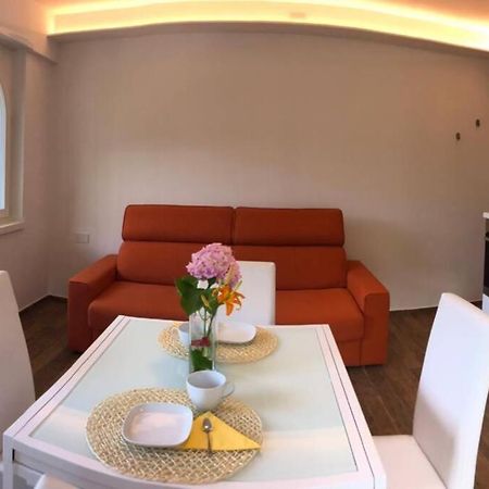 Wind Rose Apartments 2 Torbole Sul Garda Extérieur photo