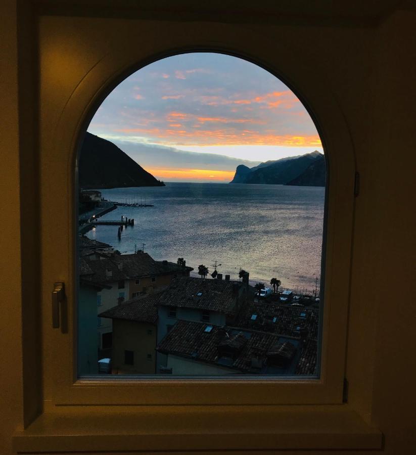 Wind Rose Apartments 2 Torbole Sul Garda Extérieur photo
